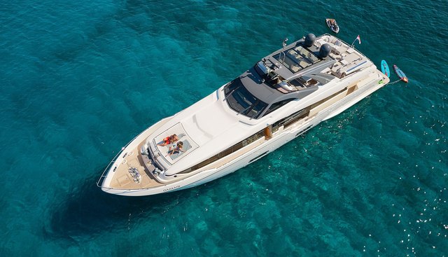 Damari yacht for sale 4