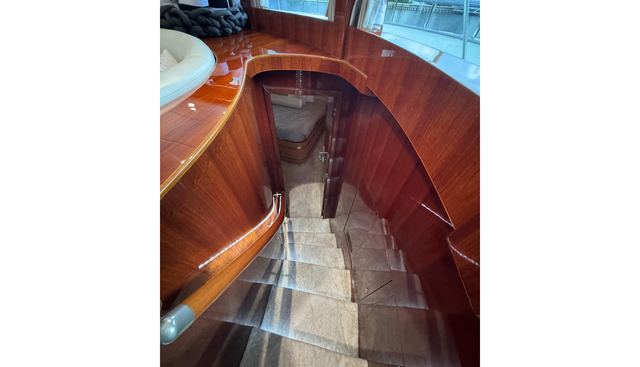 ALENIEL yacht for sale 37