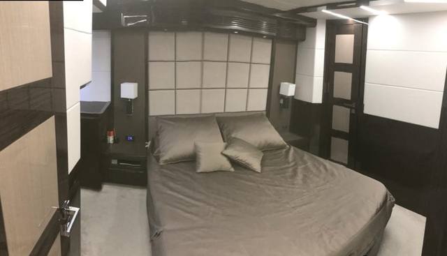 GALEON 640 FLY yacht for sale 48