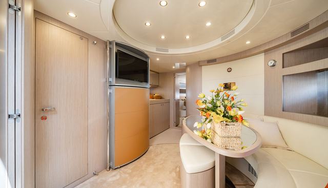 WINDTIME yacht for sale 18