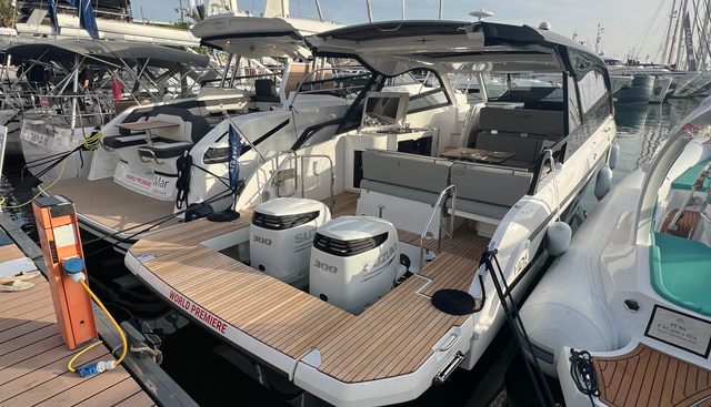 VIDA yacht for sale 3