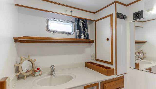 Magoo yacht for sale 15