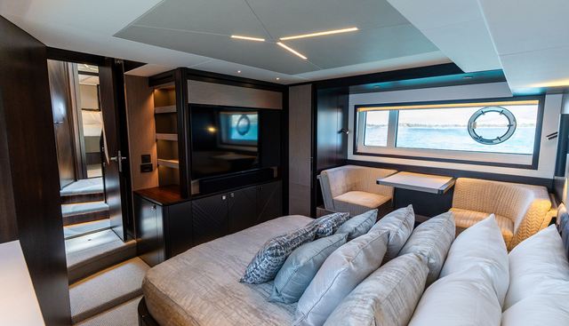 SALAMIS yacht for sale 33