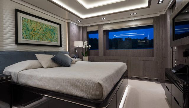 O'Ptasia yacht for sale 15