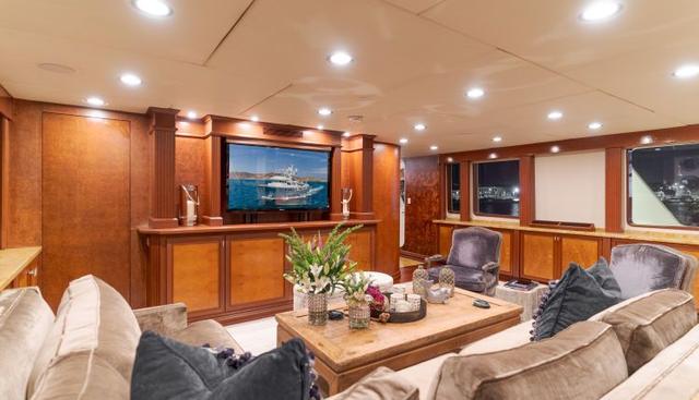 Huracan yacht for sale 32