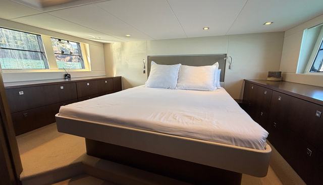 S48 yacht for sale 24