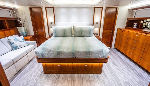 Kemosabe yacht for sale 37