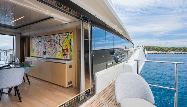 Rocco yacht for sale 22