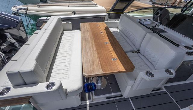 Sunnydaze yacht for sale 23
