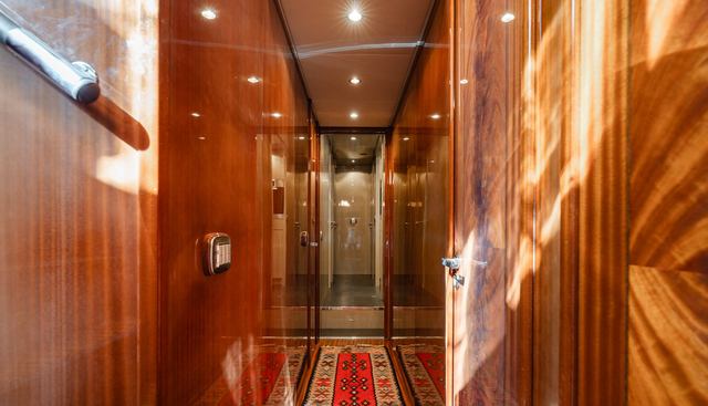 CLARITA yacht for sale 43