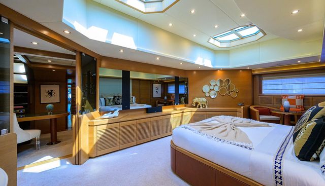 noname yacht for sale 33