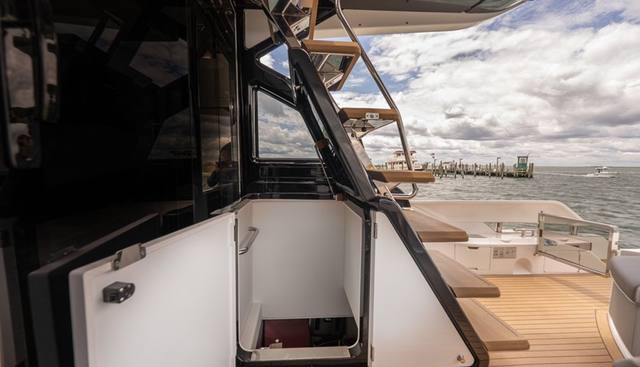 STEALTH yacht for sale 8