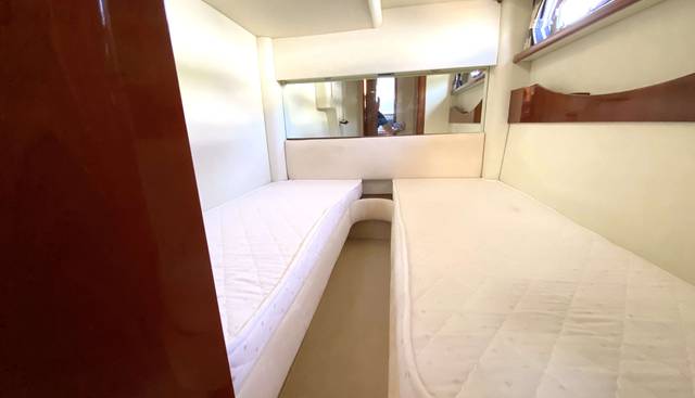 noname yacht for sale 37