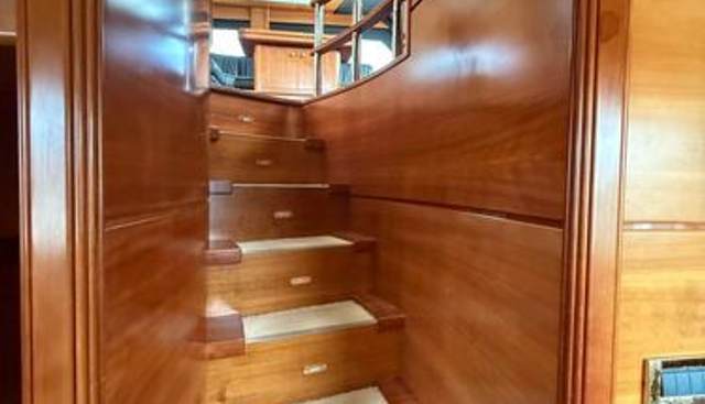 SUNRISE yacht for sale 27