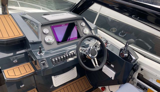 noname yacht for sale 8