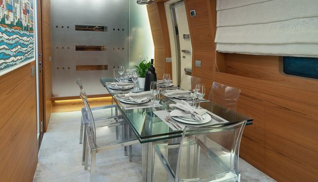EL PECADO yacht for sale 15