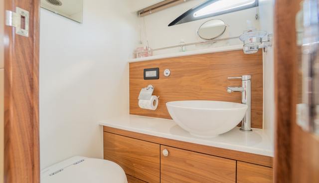 noname yacht for sale 9