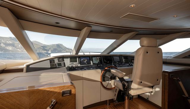 AURA yacht for sale 20