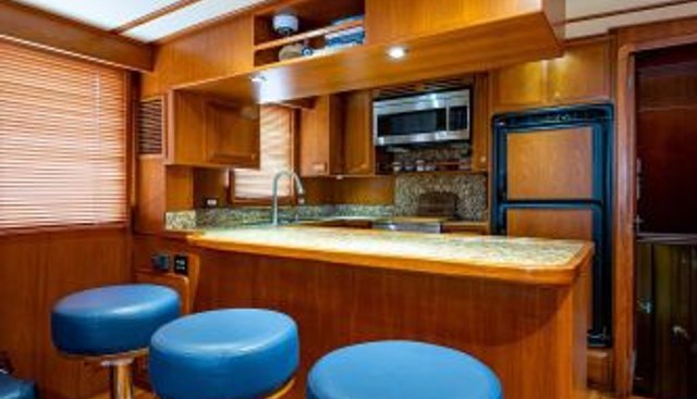Homes yacht for sale 37
