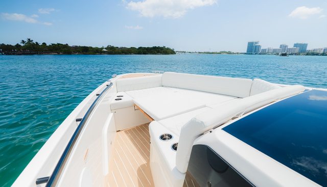 LA PLAGE yacht for sale 29