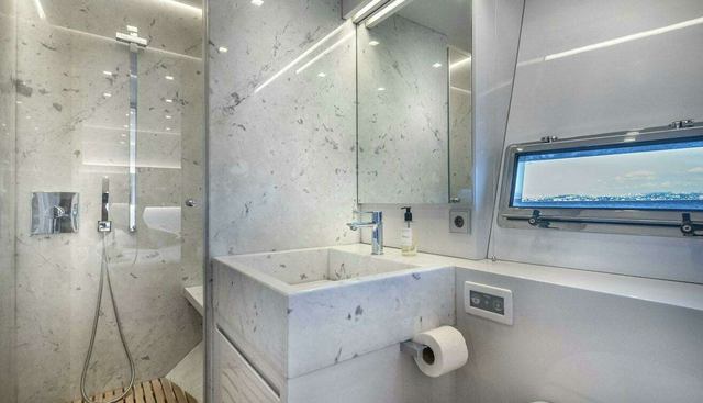 IGUAZU yacht for sale 17