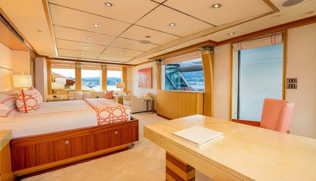 VICTORIA DEL MAR yacht for sale 18