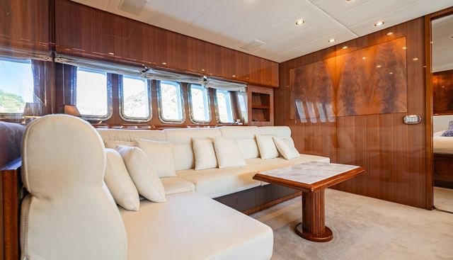 CLARITA yacht for sale 25