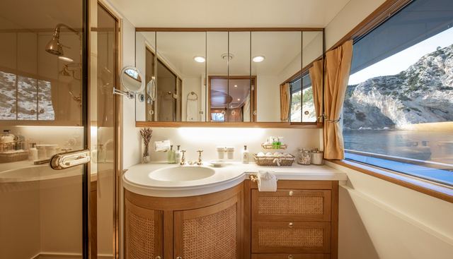 MONACO yacht for sale 32