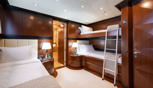 Holiday yacht for sale 27