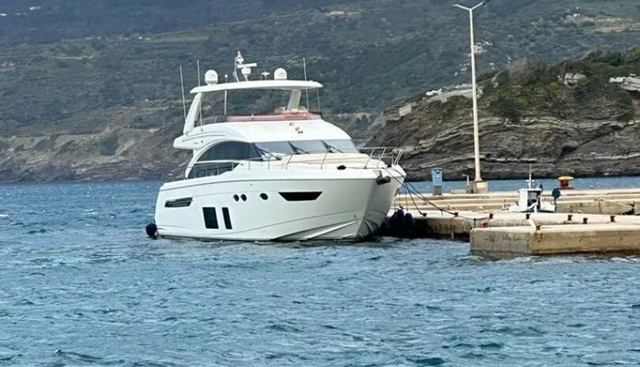 VISTA III yacht for sale 5