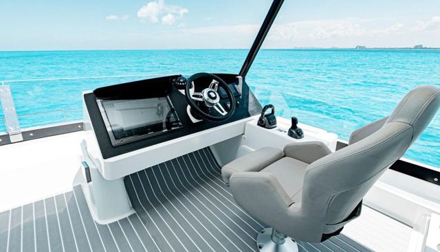 Libert'e yacht for sale 25