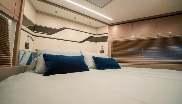 LA RUBIA yacht for sale 44