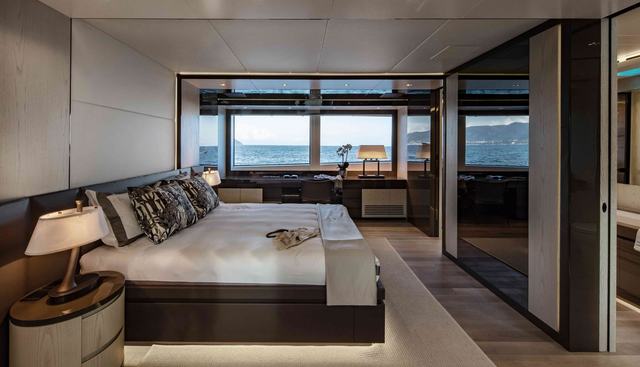 MANGUSTA GRANSPORT 45 yacht for sale 10