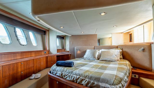 MY PURE INDULGENCE yacht for sale 20