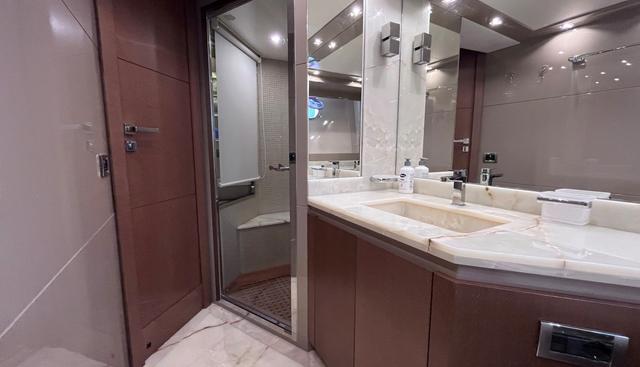 Dominator 640s yacht for sale 29