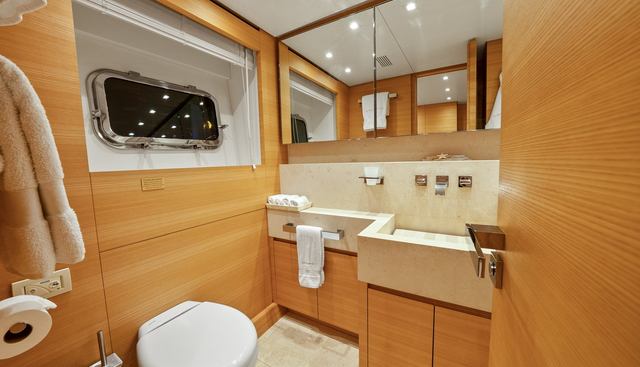 Fontana yacht for sale 94
