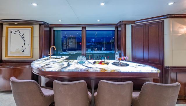 STARSHIP yacht for sale 19
