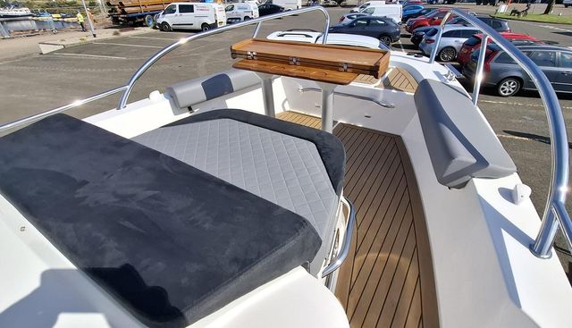 Endless Fun yacht for sale 35