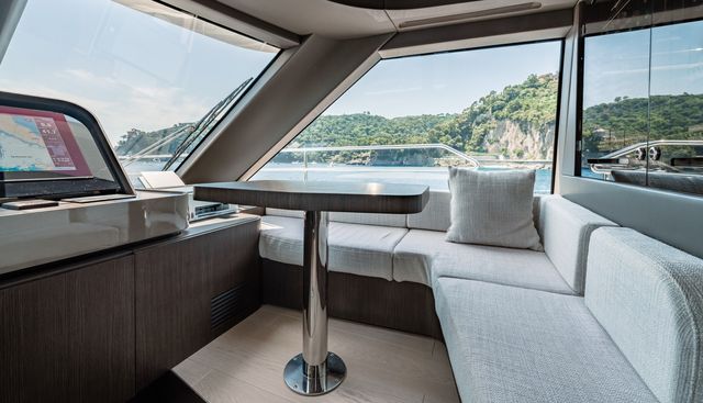 ARIA yacht for sale 13