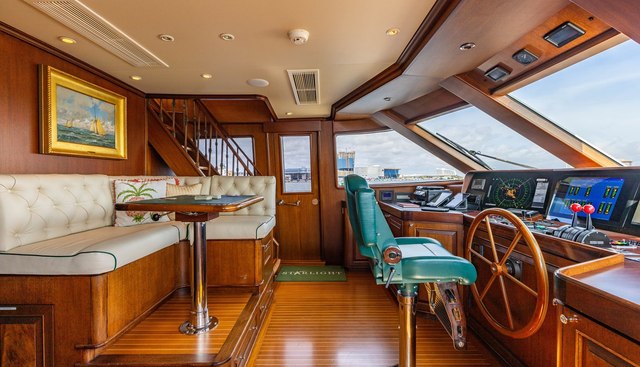 STARLIGHT yacht for sale 33