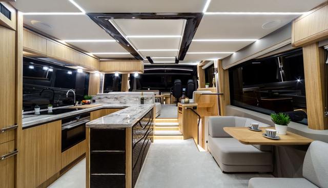 GALEON 680 FLY yacht for sale 10