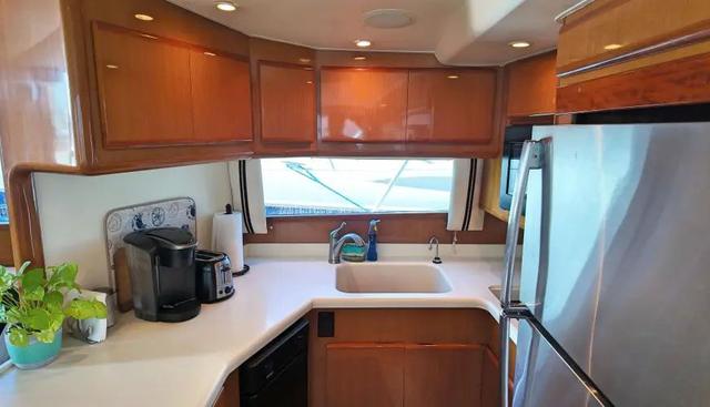 Thrill a Minute III yacht for sale 50