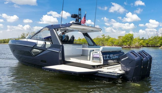 noname yacht for sale 8