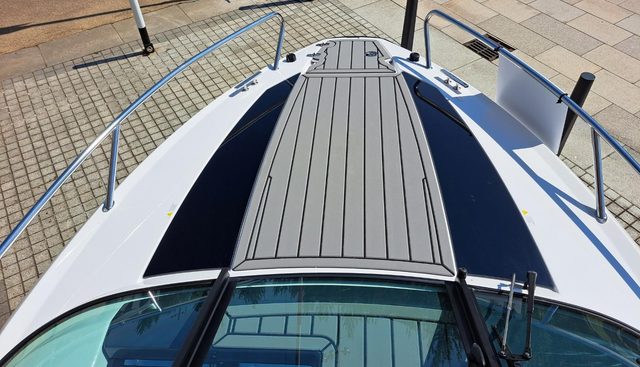 F650 yacht for sale 22