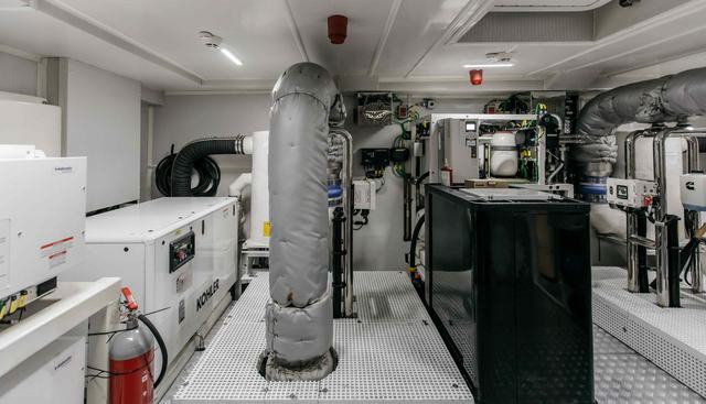 PAPILLON yacht for sale 18