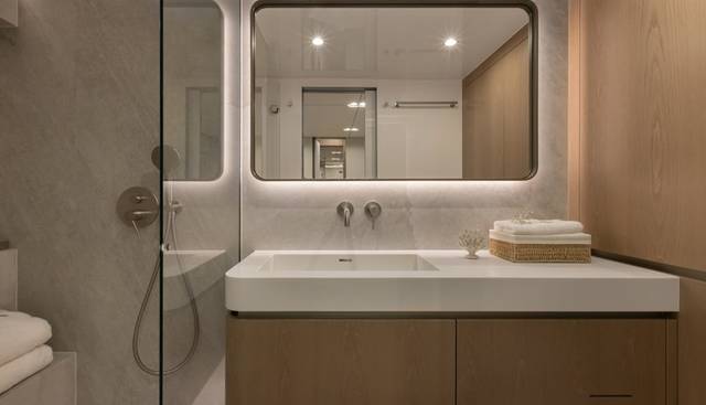 GOOD DAY SUNSHINE yacht for sale 18