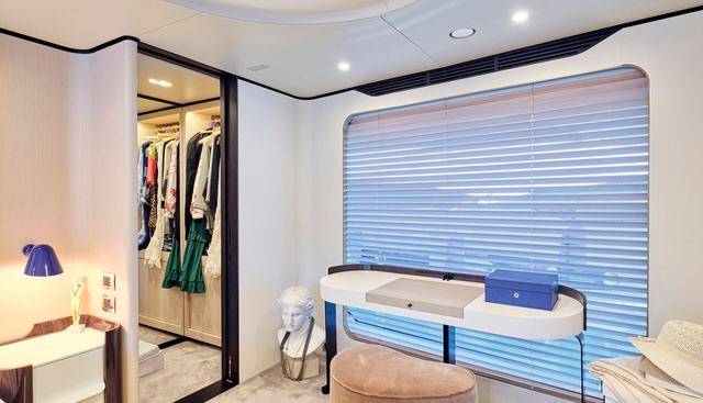 ALBA yacht for sale 19