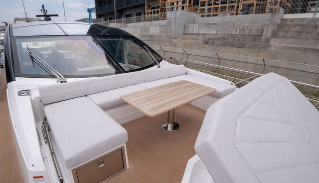 1292575 yacht for sale 7