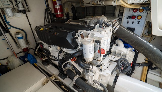 Island Moon yacht for sale 49