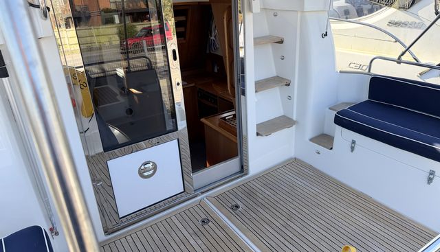 noname yacht for sale 4
